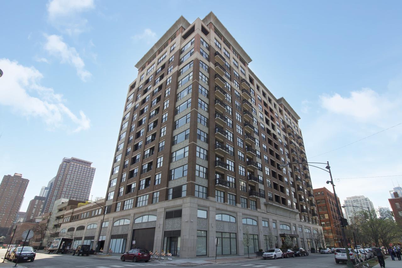 849 N Franklin St. #713, Chicago, IL 60610