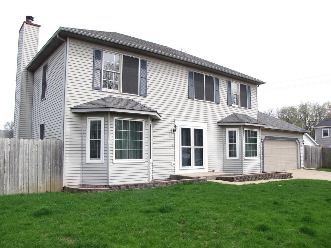 224 Laurie Cir., Bolingbrook, IL 60440