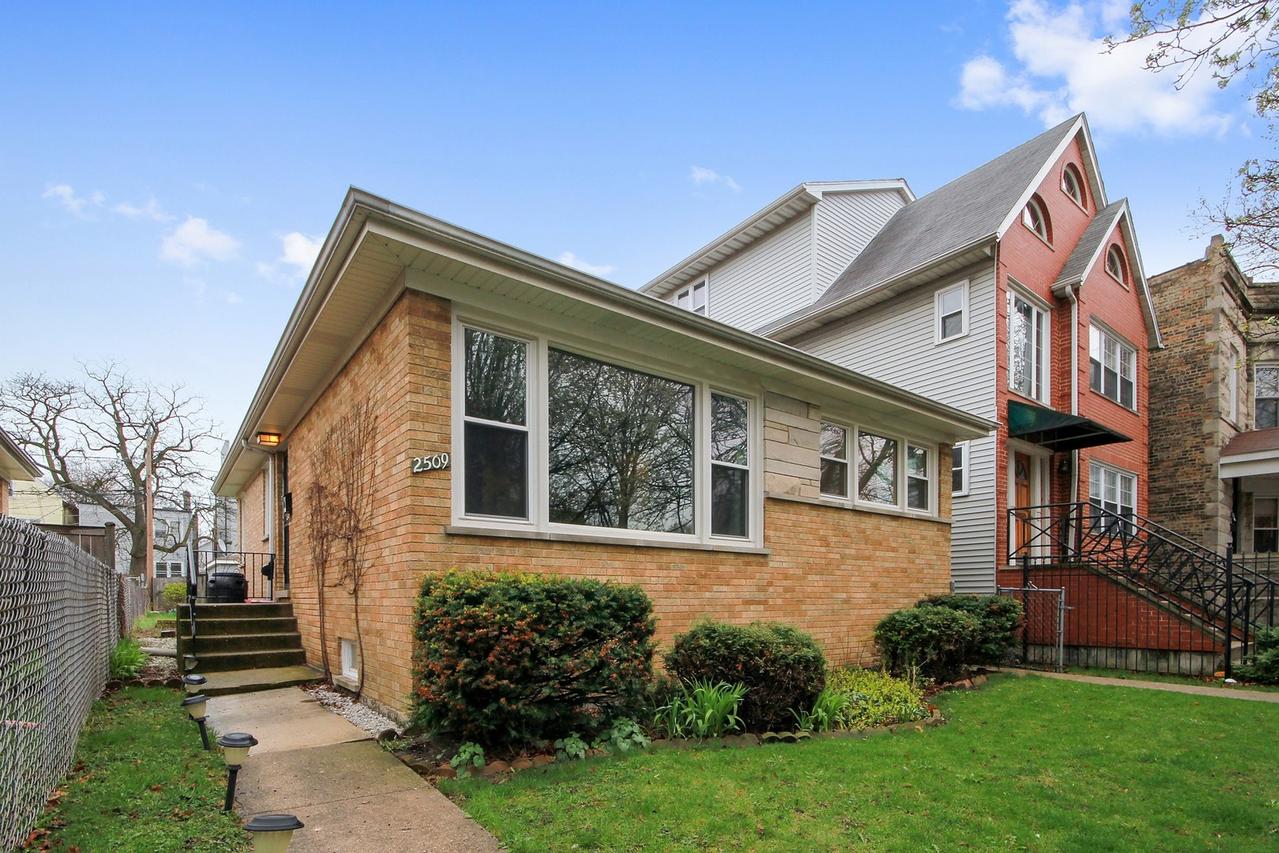 2509 N Talman Ave., Chicago, IL 60647