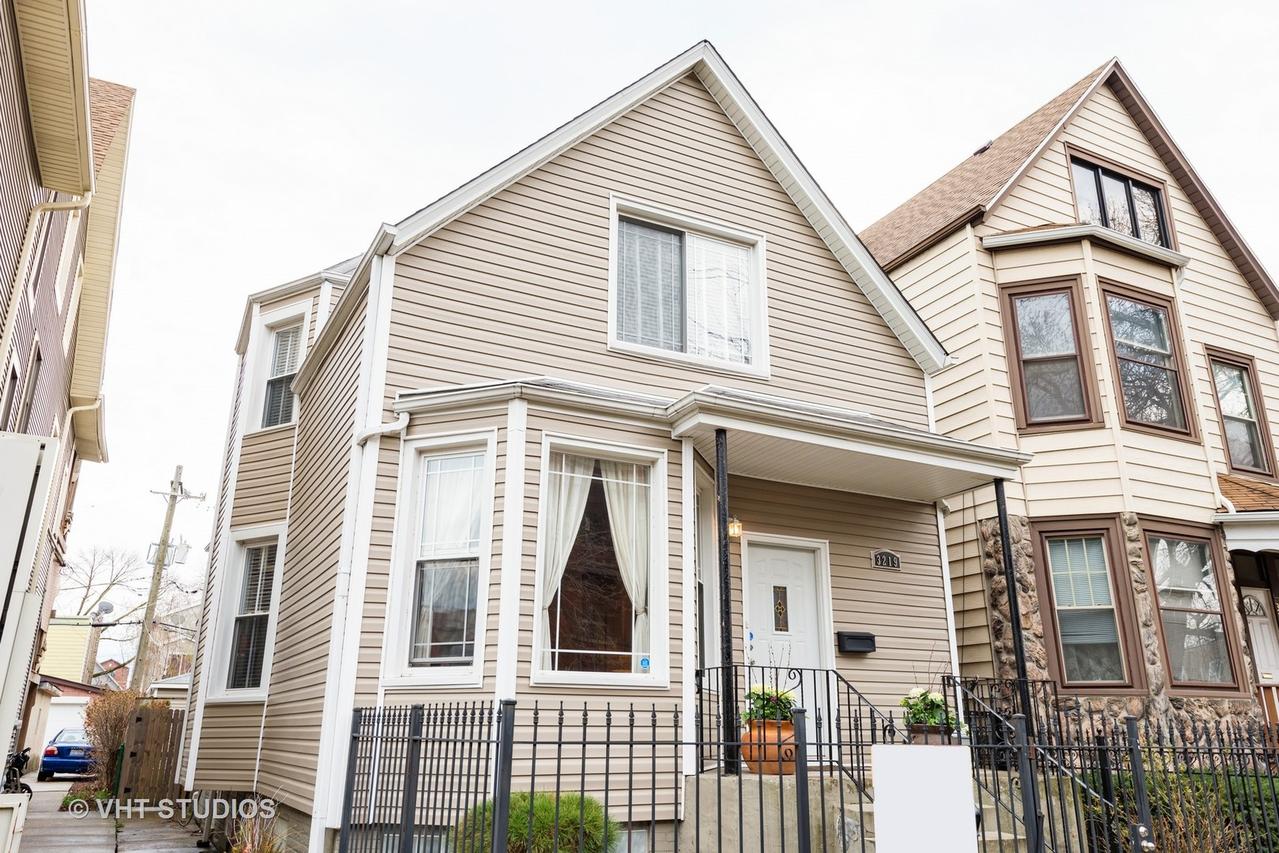 3219 W Dickens Ave., Chicago, IL 60647