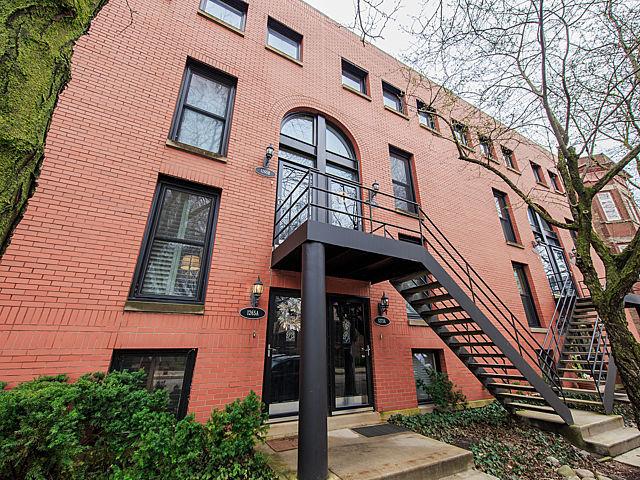 1265 W Flournoy St. #A, Chicago, IL 60607