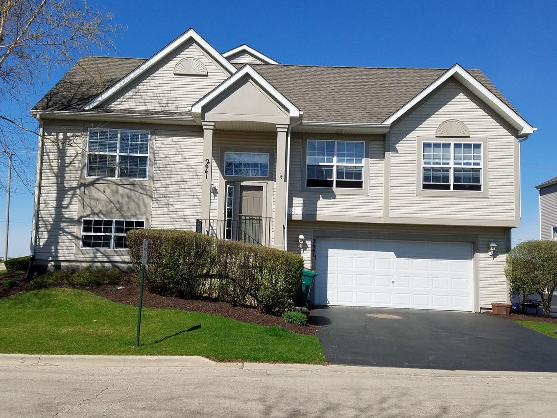 2641 Canyon Dr., Plainfield, IL 60586