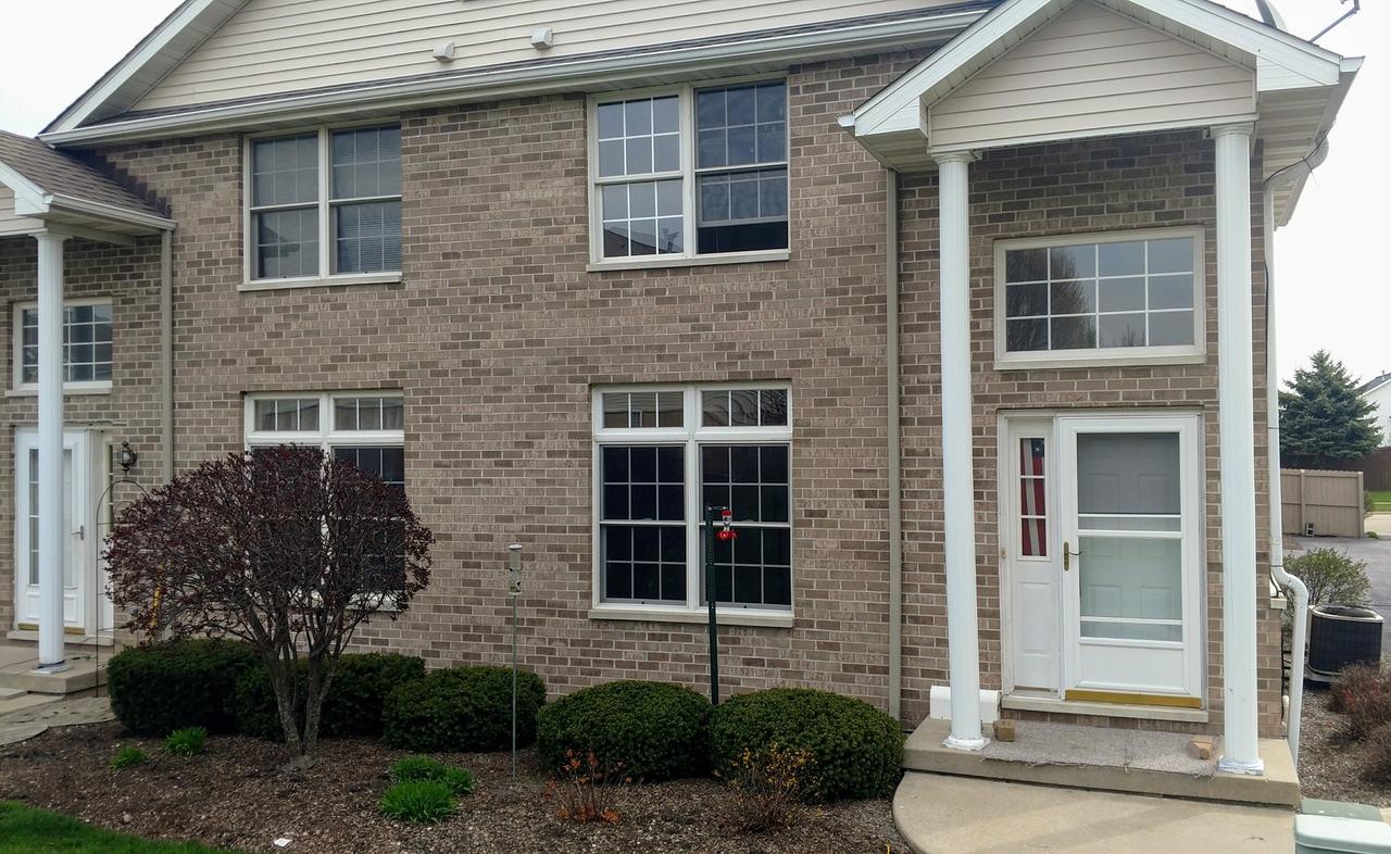 439 N Charles St., Cortland, IL 60112