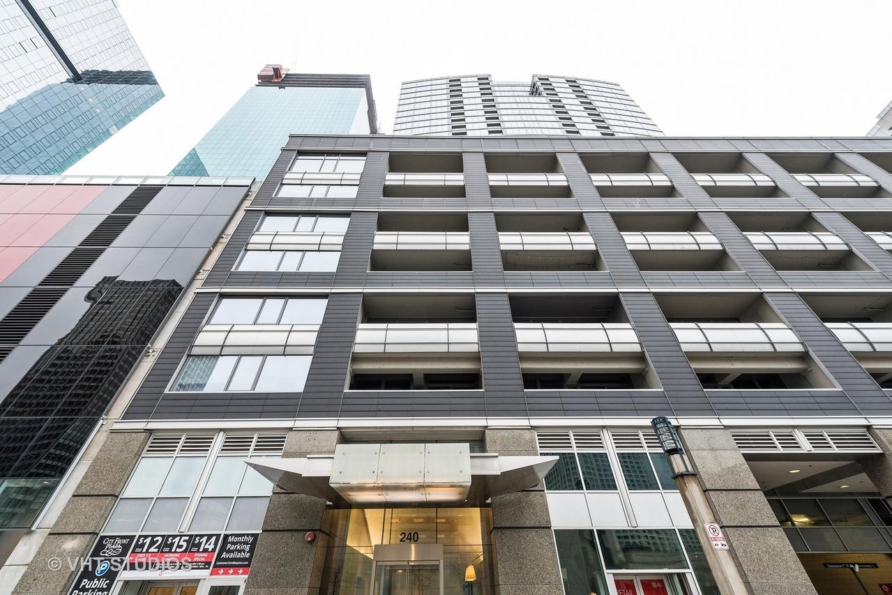 240 E Illinois St. #1507, Chicago, IL 60611