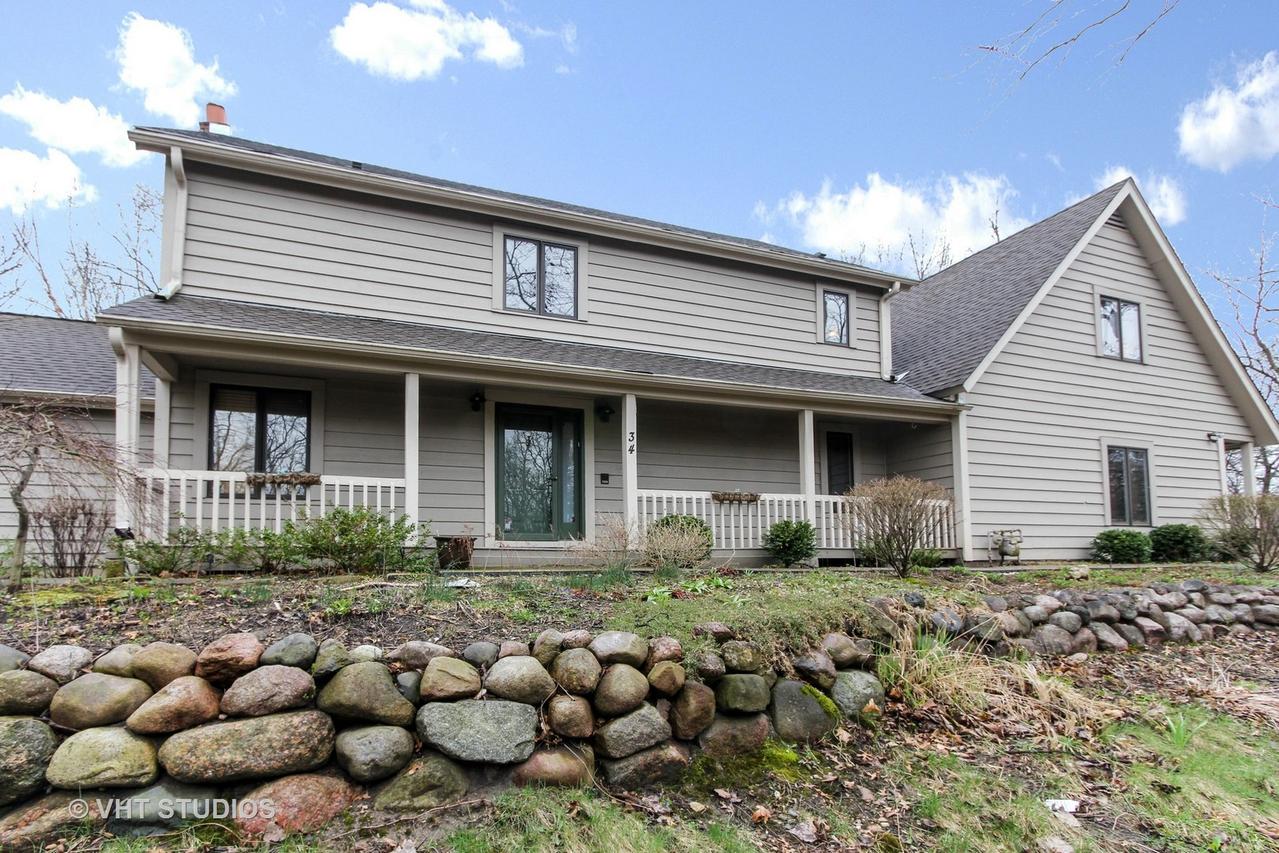 34 Sequoia Rd., Hawthorn Woods, IL 60047