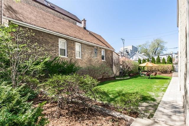 2340 W Lyndale St., Chicago, IL 60647
