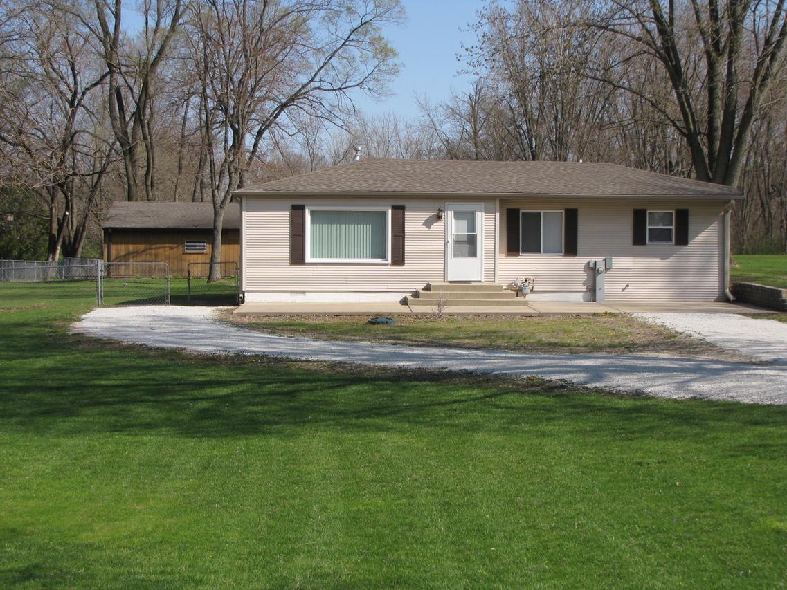 21702 Elmwood Ave., Wilmington, IL 60481