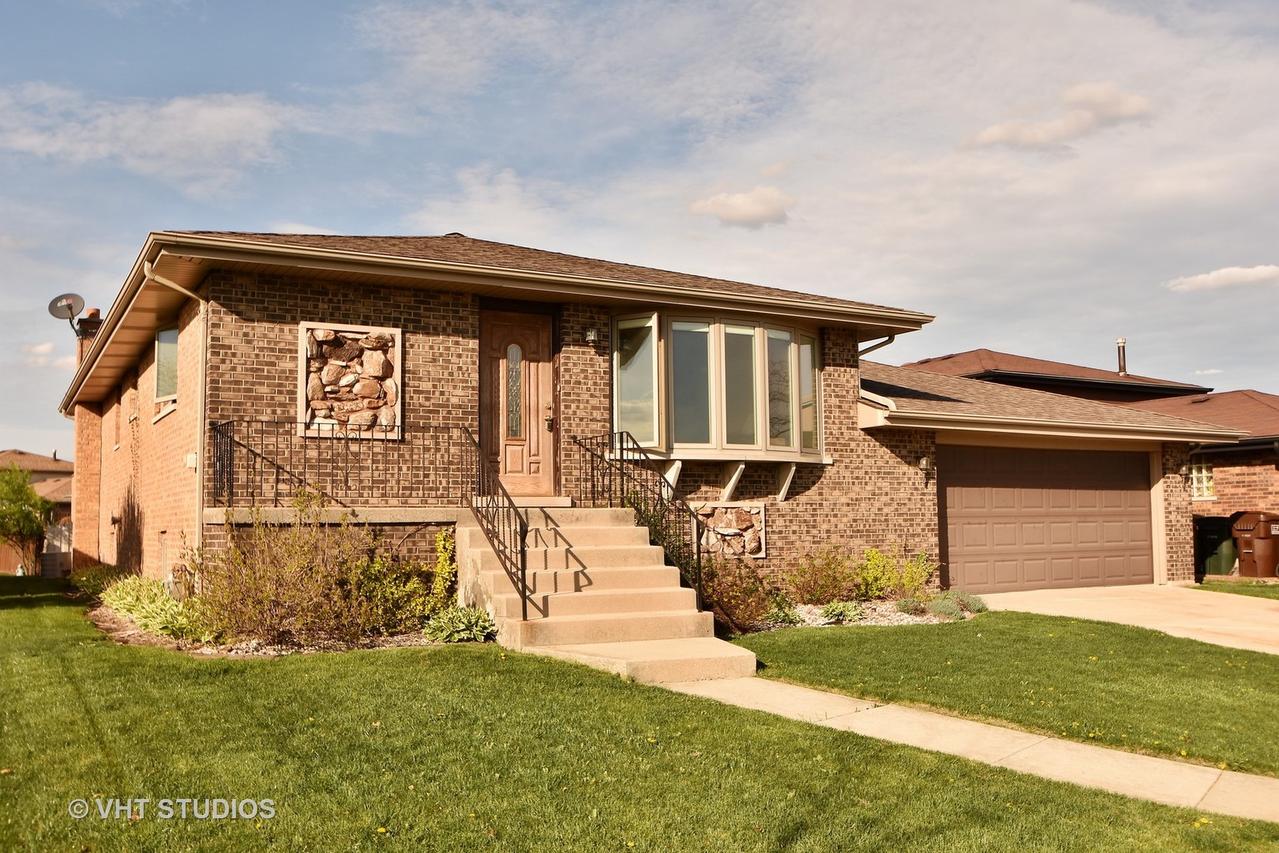 8432 Currant Ave., Tinley Park, IL 60487