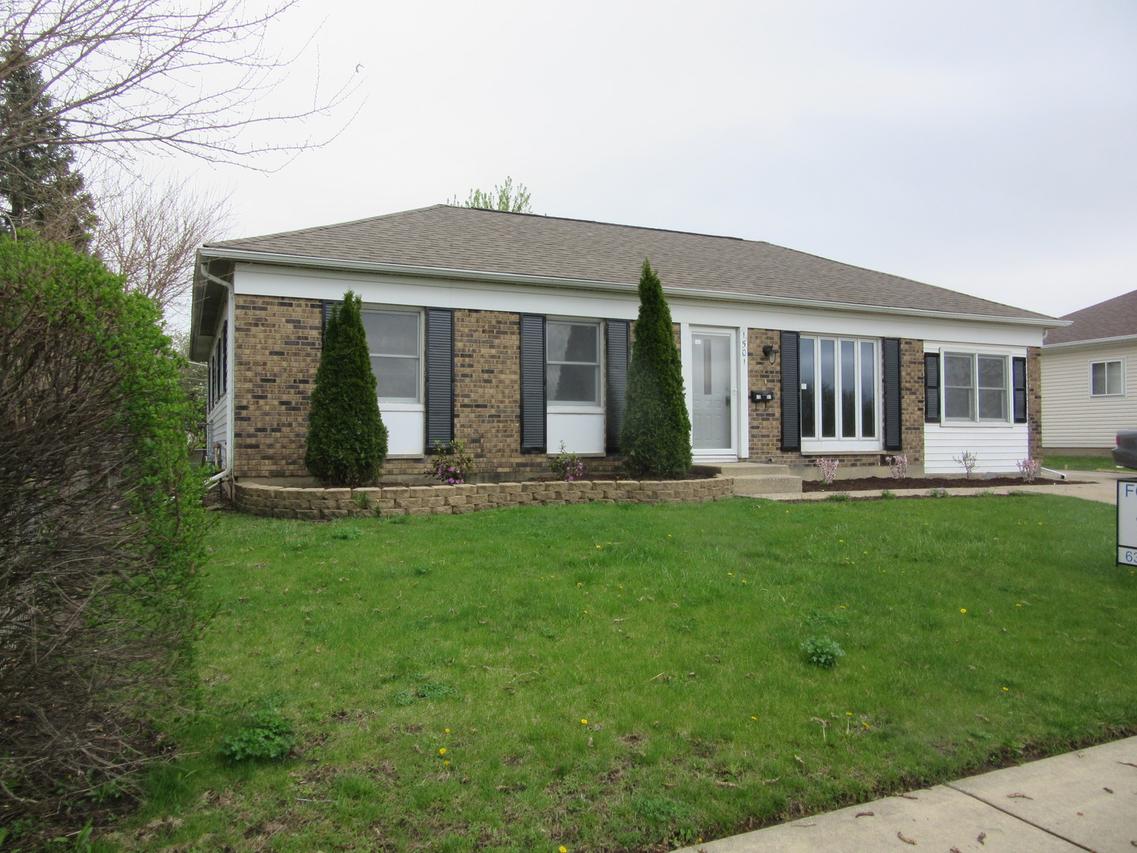 1501 Shirley Ave., Streamwood, IL 60107