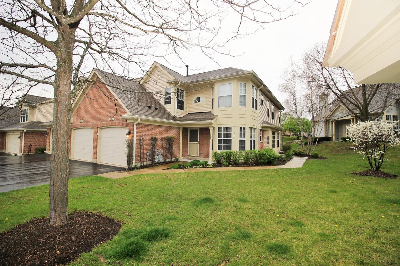 580 Portsmith Ct. #A, Crystal Lake, IL 60014