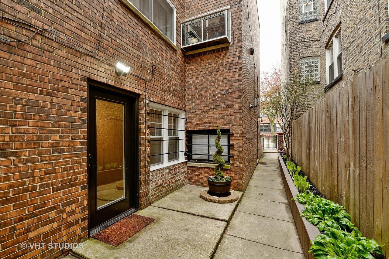 2235 N Clifton Ave. #B, Chicago, IL 60614