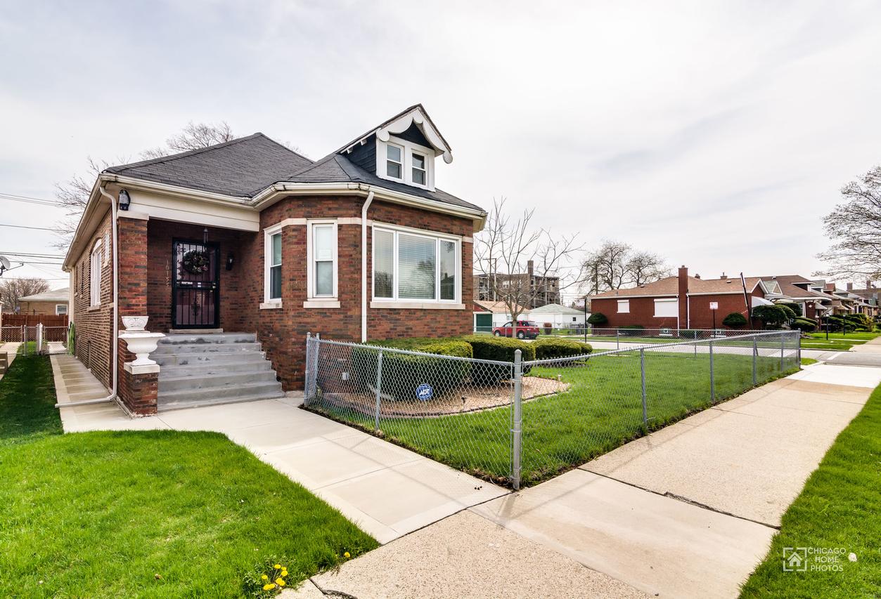 10155 S Calumet Ave., Chicago, IL 60628
