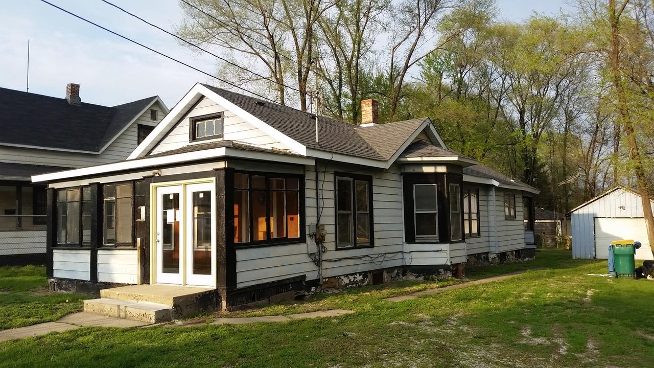606 Gardner St., Joliet, IL 60433