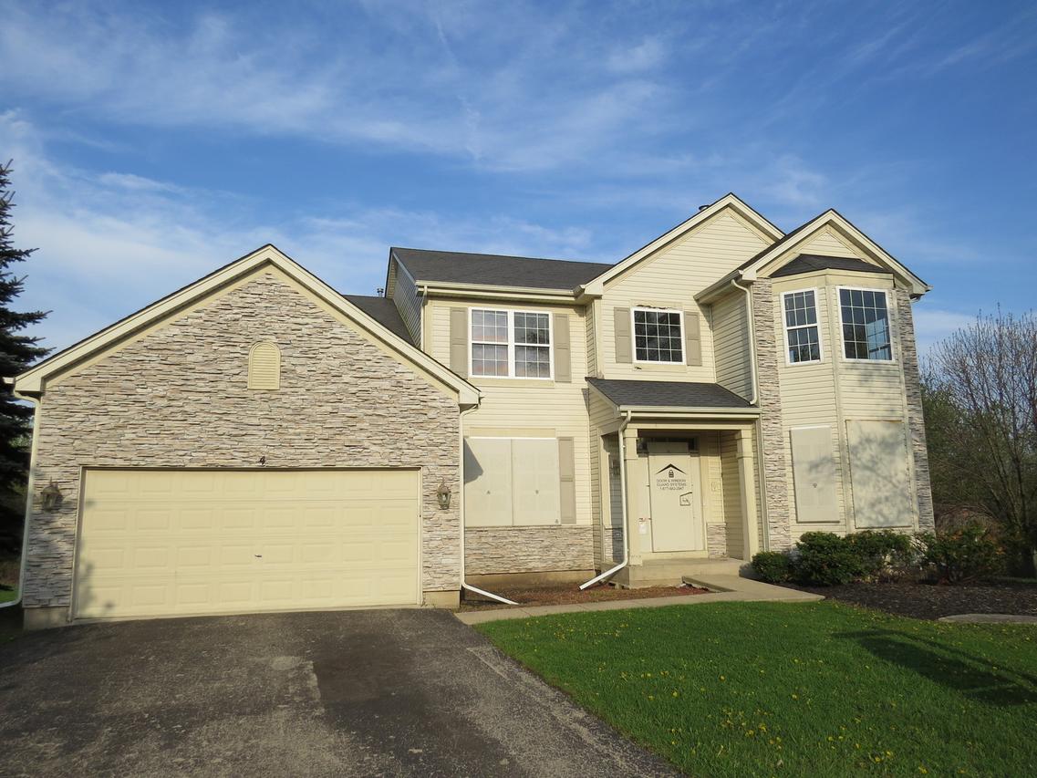 4 Hedgerow Ct., Bolingbrook, IL 60440