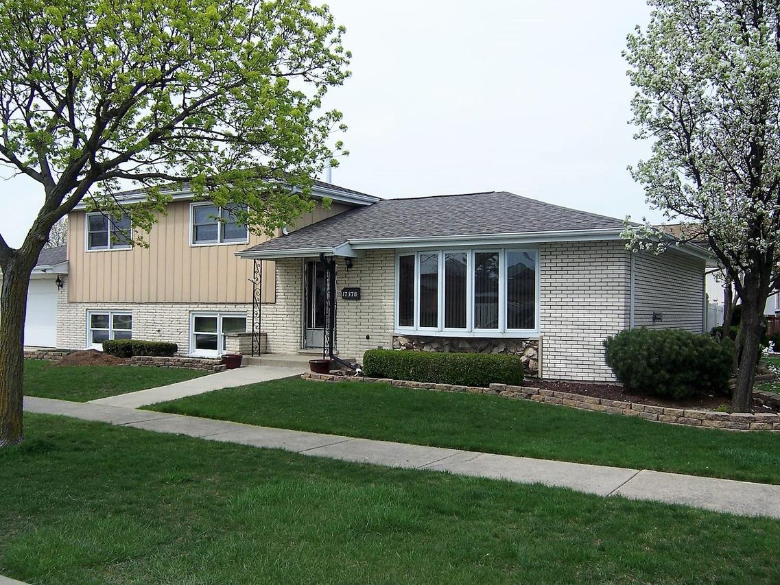 17378 Oleander Ave., Tinley Park, IL 60477
