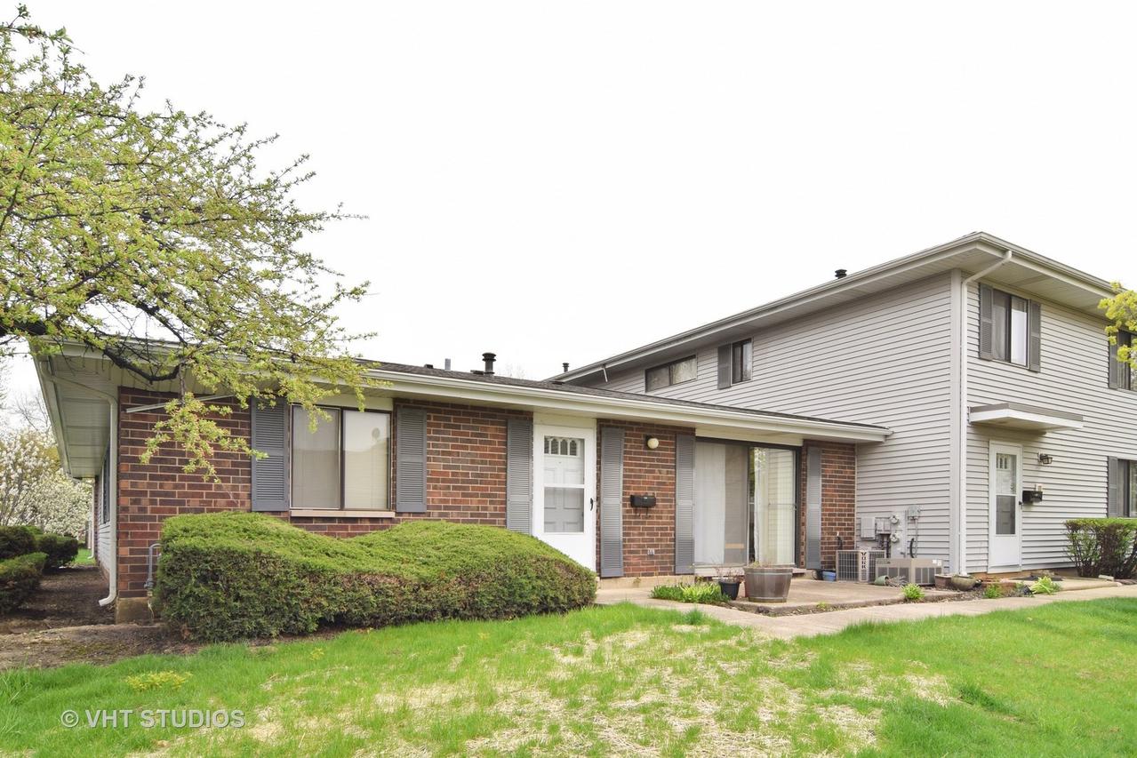 314 Whidah Ct., Schaumburg, IL 60194