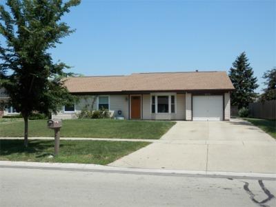 620 Rockhurst Rd., Bolingbrook, IL 60440