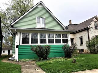 826 Pleasant St., Dekalb, IL 60115