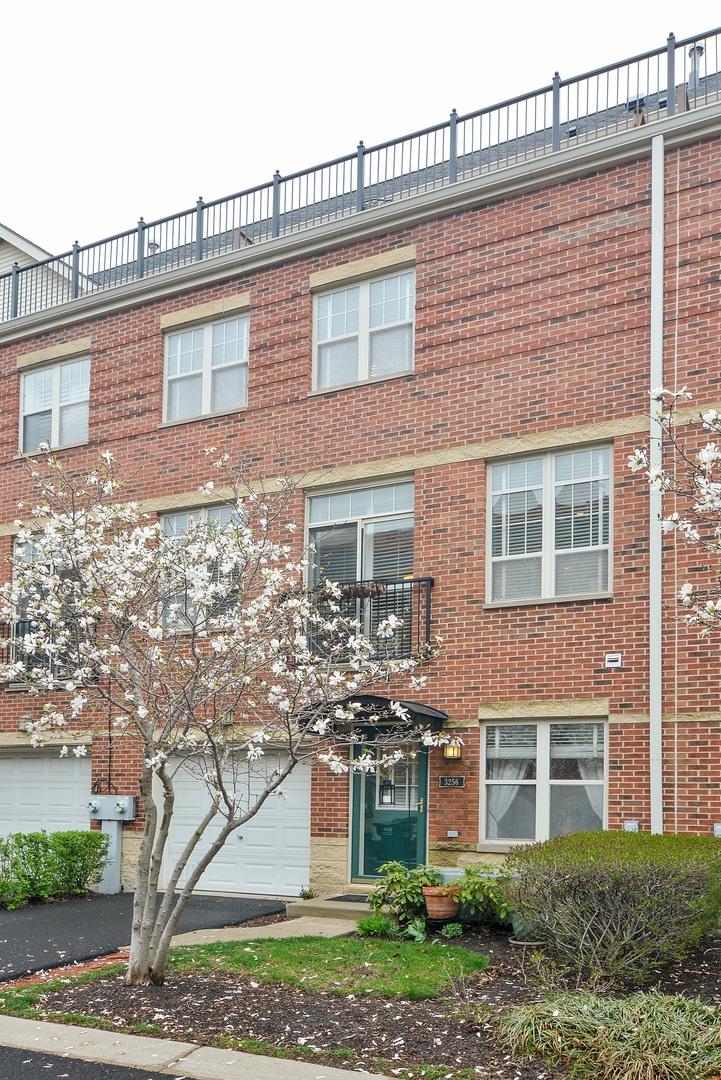 3256 N Anchor Dr., Chicago, IL 60618