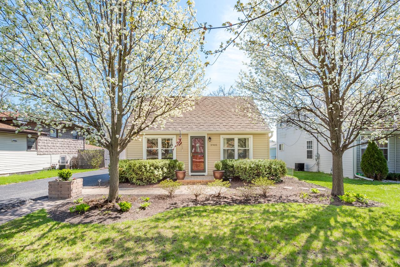 3905 N Washington St., Westmont, IL 60559