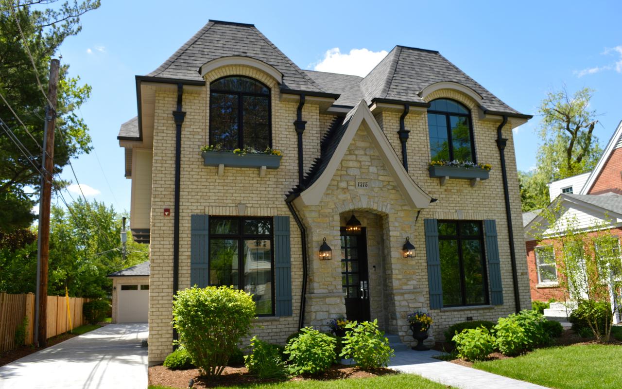 1315 Gillick St., Park Ridge, IL 60068