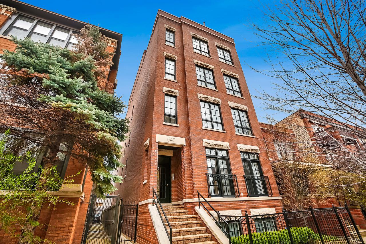 640 W Aldine Ave. #2, Chicago, IL 60657