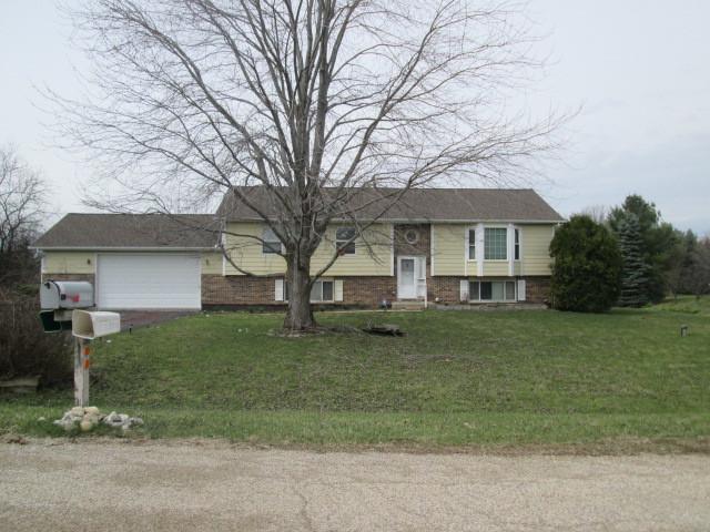 40576 N Trinity Ln., Antioch, IL 60002