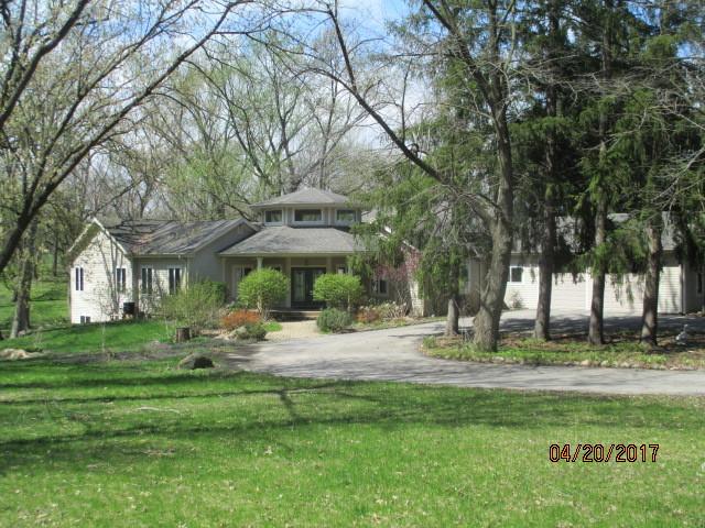 4721 Buhl Rd., Crystal Lake, IL 60014