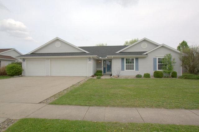 512 N Cedar Dr., St. Joseph, IL 61873