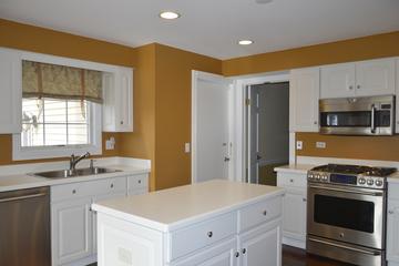 1107 Regency Ln., Libertyville, IL 60048