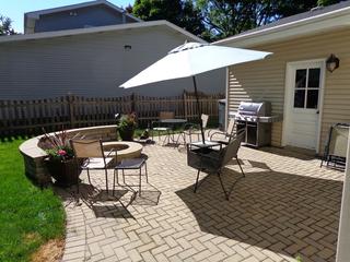 1107 Regency Ln., Libertyville, IL 60048