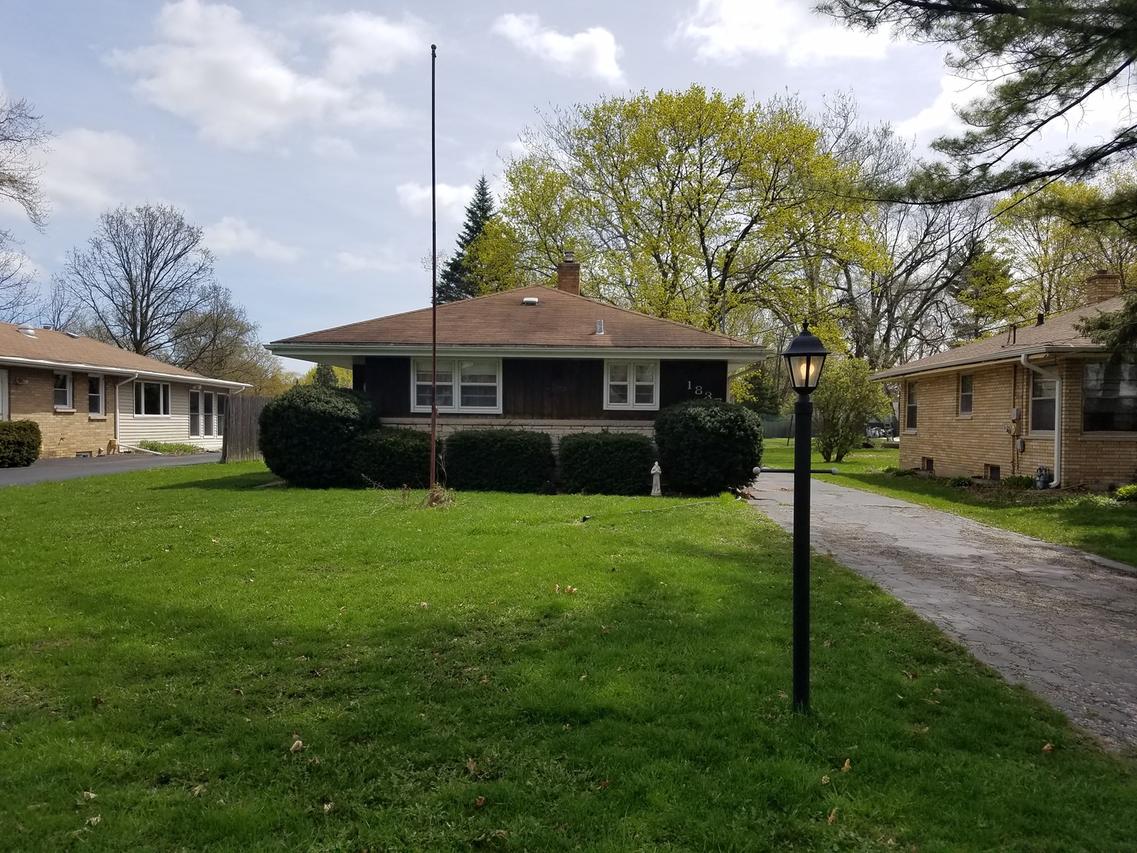 1837 Kellogg Ave., Waukegan, IL 60087