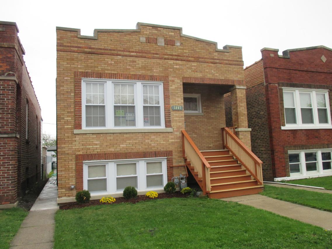 5807 W 26th St., Cicero, IL 60804