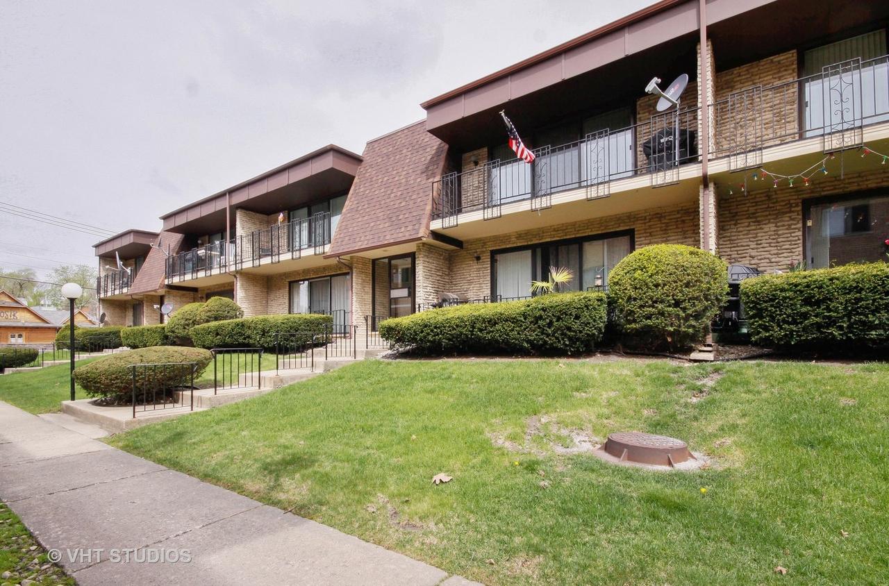 9111 S Roberts Rd. #6D, Hickory Hills, IL 60457