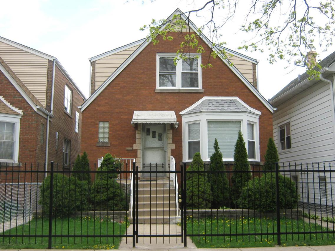2734 N Meade Ave., Chicago, IL 60639