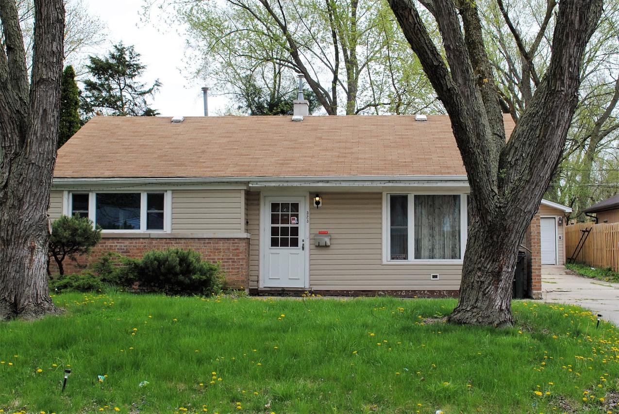 323 Nokomis St., Park Forest, IL 60466