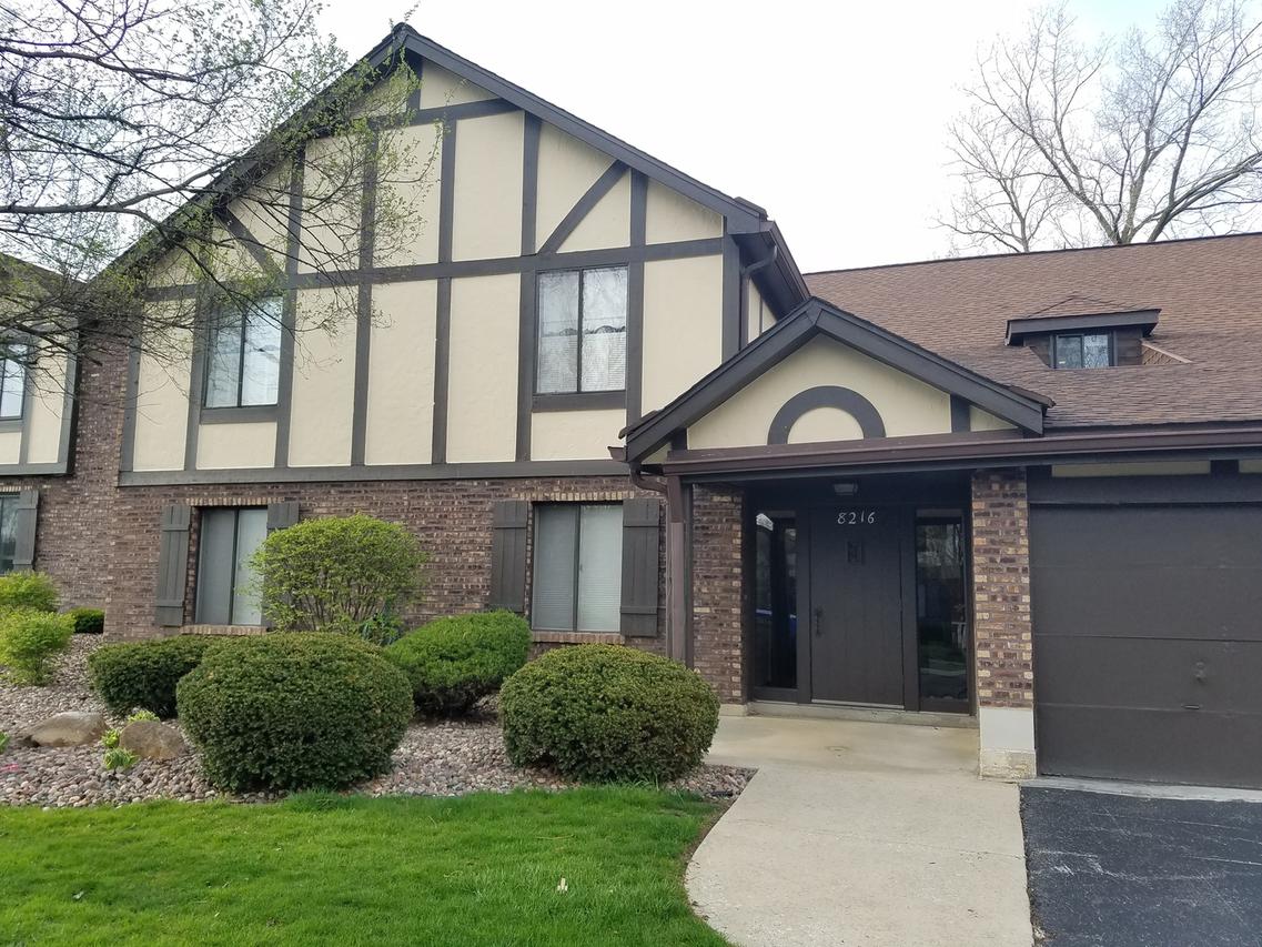 8216 Mulberry Ct. #8C, Palos Hills, IL 60465
