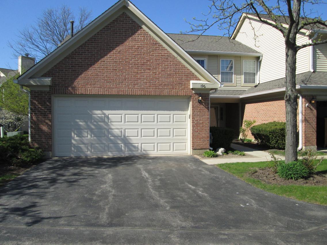 196 Rob Roy Ct., Schaumburg, IL 60194