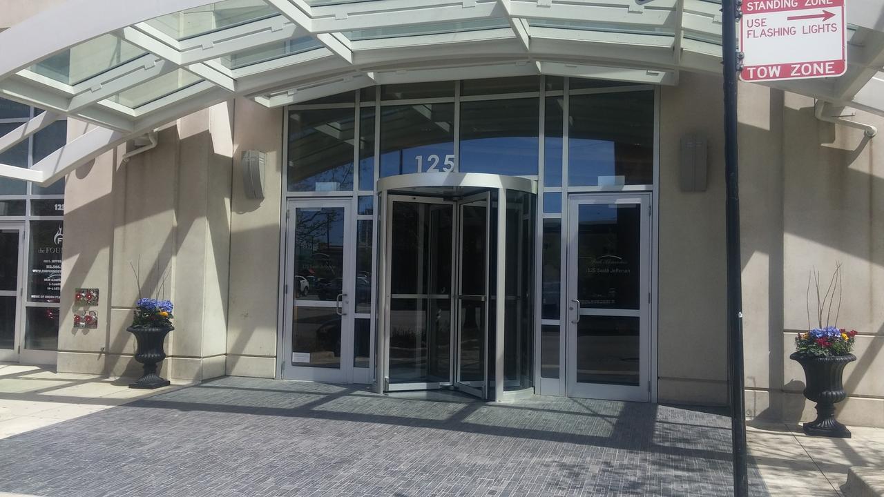 125 S Jefferson St. #2708, Chicago, IL 60661