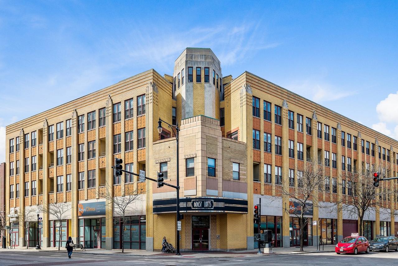 1645 W School St. #407, Chicago, IL 60657