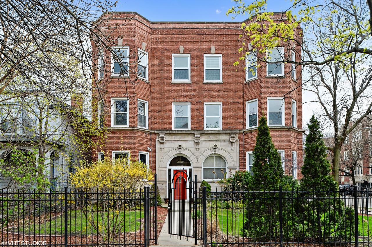 1549 W Farwell Ave. #2W, Chicago, IL 60626