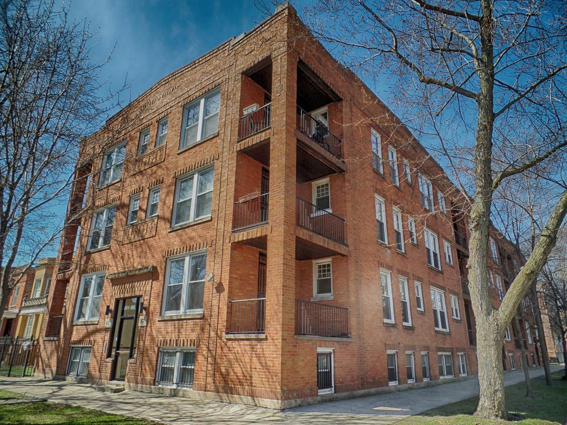 6800 S Dante Ave. #1, Chicago, IL 60637