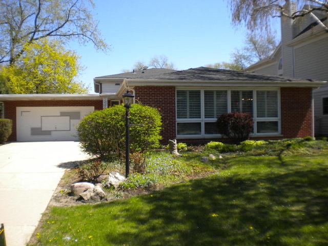 401 N Beverly Ln., Arlington Heights, IL 60004