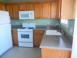 2450 Brunswick Cir. #A, Woodridge, IL 60517