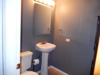 2450 Brunswick Cir. #A, Woodridge, IL 60517