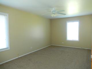 2450 Brunswick Cir. #A, Woodridge, IL 60517