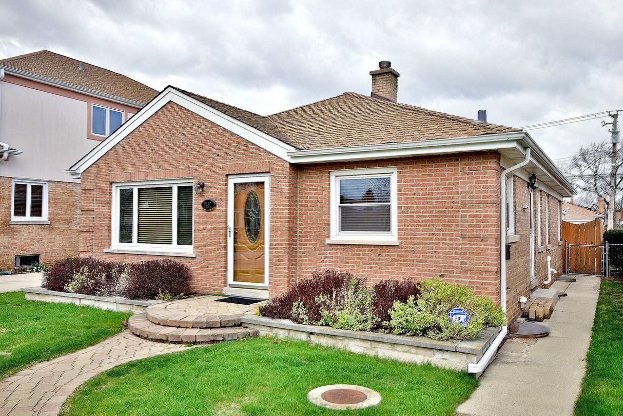 7410 W Clarence Ave., Chicago, IL 60631