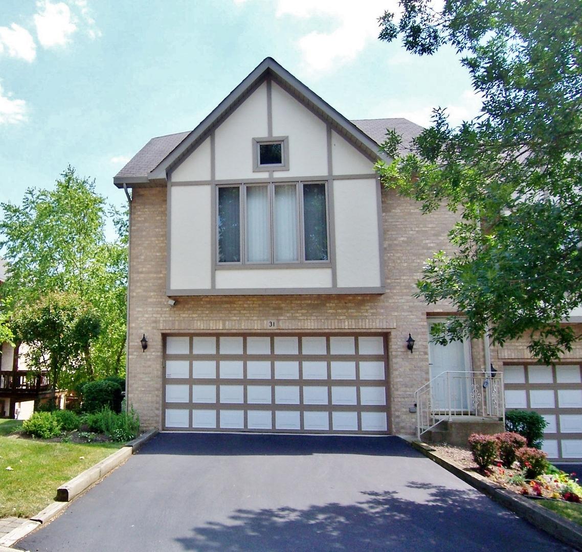 31 Cliffside Circle Dr., Willow Springs, IL 60480