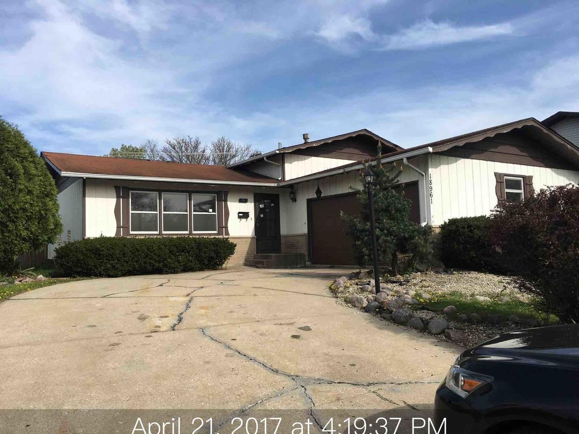 18961 Cypress Ave., Country Club Hills, IL 60478