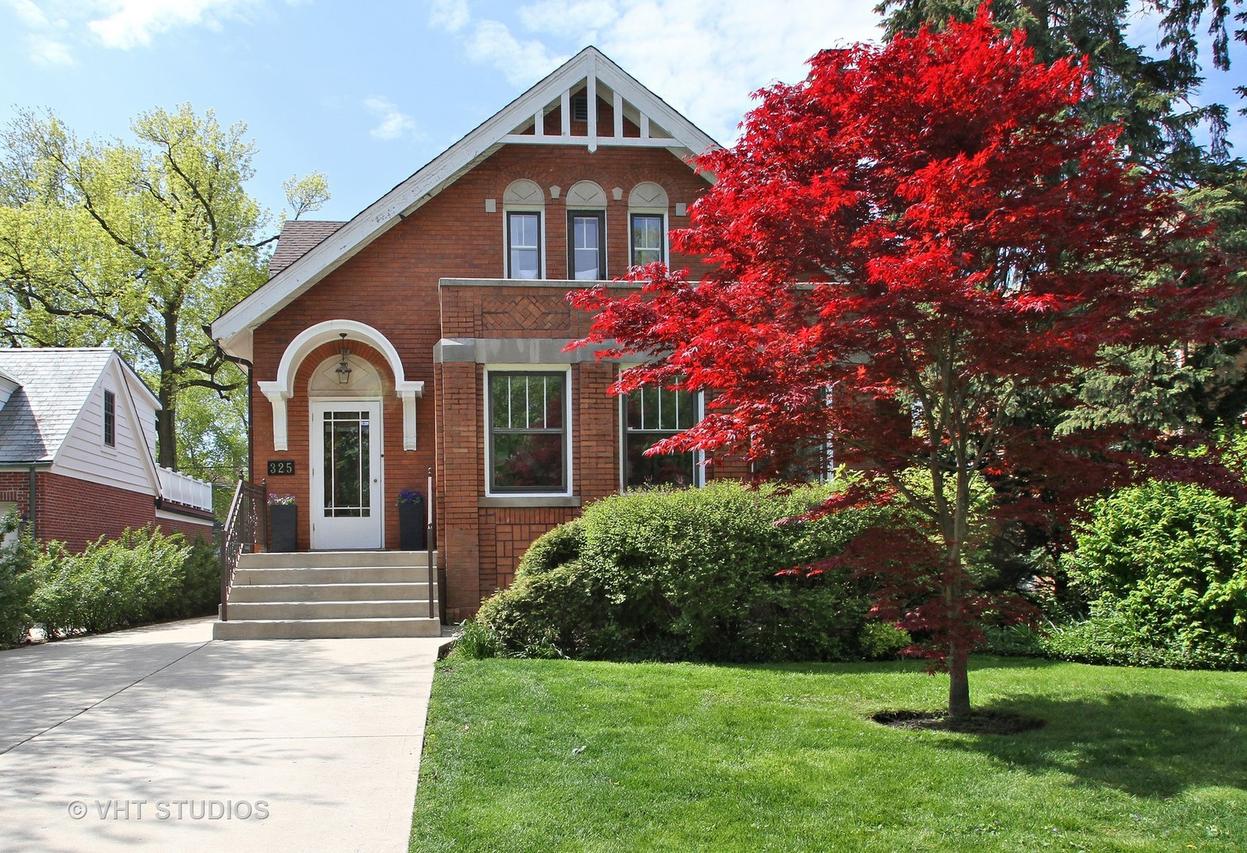 325 Washington Ave., Wilmette, IL 60091